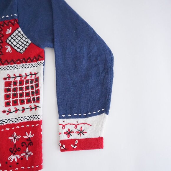 Vintage Storybook Knits Red White Blue Patchwork Embroidered Grandma Cardigan L - Picture 4 of 9